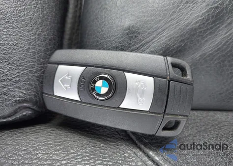 2011 BMW 328 Xi from USA, damaged, VIN WBAPK7C53BA972162